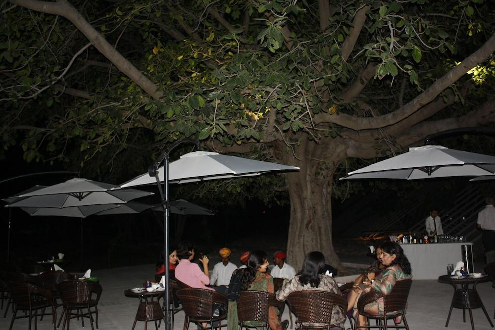 Mana Ranakpur Hotel Екстериор снимка