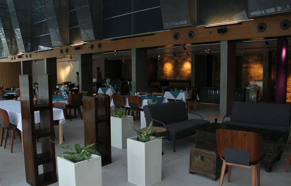 Mana Ranakpur Hotel Екстериор снимка