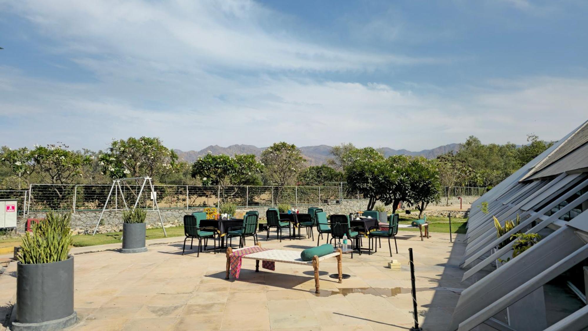Mana Ranakpur Hotel Екстериор снимка